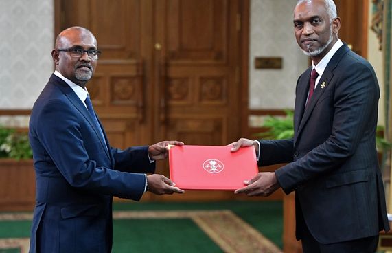 ރައީސްގެ އެޑްވައިޒަރު ހަލީލް އިކޮނޮމިކް ކައުންސިލަށް