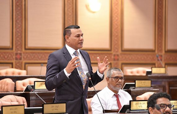 ސިޔާމް ހުޅުމާލެއިން 31 މިލިއަނަށް ބިމެއް ގަނެފި