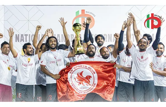 ހޭންޑްބޯޅަ:ގައުމީ ޗެމްޕިއަން ޖީބީ އާއި ރެޑްހޯކްސް