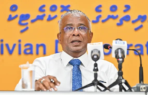 އެއްދުވަހެއްގައި ދެ އިންތިހާބު ބާއްވަން އަކްރަމް ތާއީދު