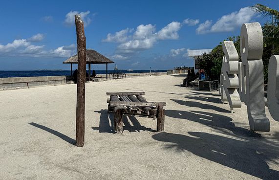 ރަސްފަންނު މަރާމާތުކުރަން މިނިސްޓްރީން ފަށަނީ