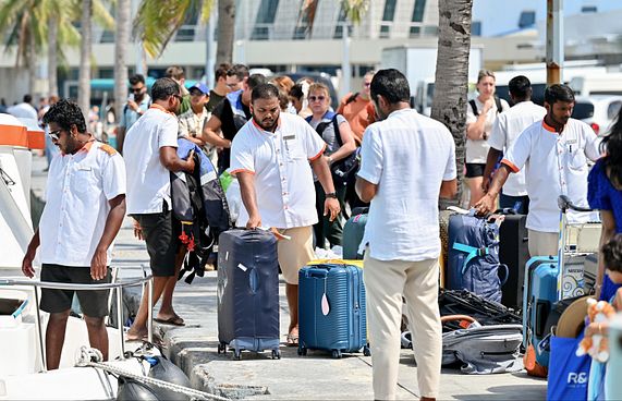 އެއްމަހެއްގައި އެންމެ ގިނަ ޓޫރިސްޓުން އައީ މިދިޔަ މަހު