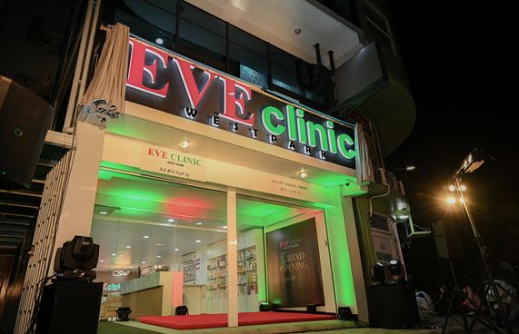 އީވް ކްލިނިކް ވެސްޓް ޕާކުގައި ނަފްސާނީ ފަރުވާ ދެނީ