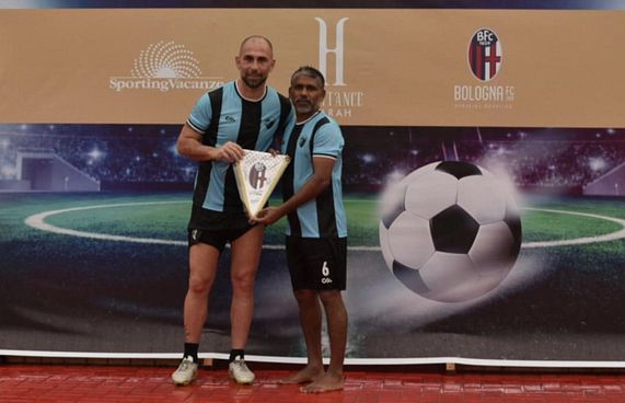 އިޓަލީގެ ކުރީގެ ފޯވާޑް ޑިވާއިއޯގެ މެޗެއް މީދޫގައި