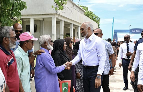 ކަނޑުހުޅުދޫގެ ތަރައްގީއަށް ރައީސްގެ ގިނަ ވައުދުތަކެއް