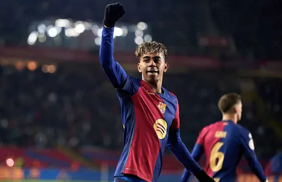 މެސީއަށް ފަހު އެންމެ މޮޅު ކުޅުންތެރިޔަކީ ޔަމާލް: ގަވީ