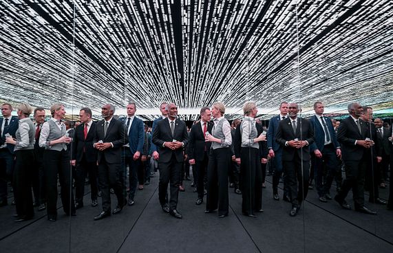 ރައީސްގެ ނަމުގައި ކްރިޕްޓޯ ކަރަންސީ ސްކޭމެއް ހިންގަނީ