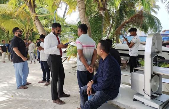 އިމިގްރޭޝަނަށް ފިލަން 60 ބިދޭސީން މަޑުއްވަރީއަށް