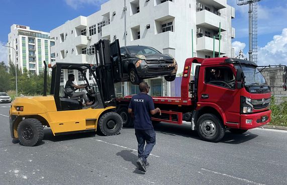 48 ގަޑިއިރު ތެރޭގައި 100 ވެހިކަލް ޓޯކުރި