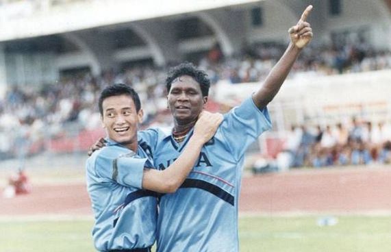 ކުރީގެ ފޯވާޑް ވިޖަޔަން އަށް ޕަދްމާ ޝްރީގެ ޝަރަފް