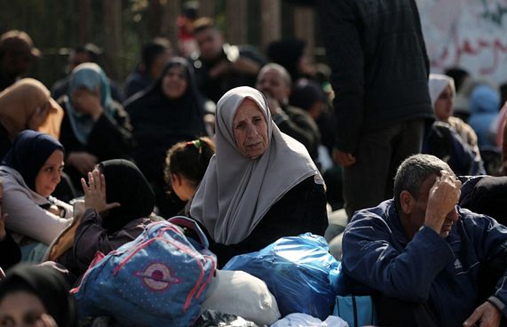 ޣައްޒާއިން މީހުން ބާލާ ވާހަކައަށް ދެކޮޅުހަދައިފި