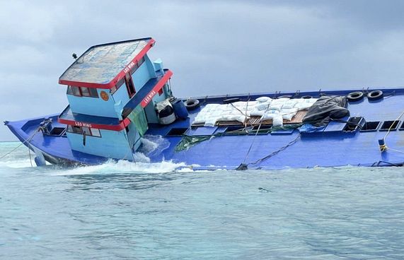 ދޯނި ފަރަށްއަރައި ރޯދަ ހަދިޔާގެ ކާޑު ބަސްތާތައް މޫދަށް