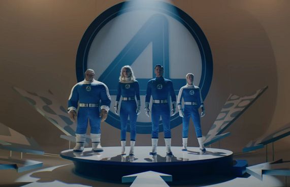 "ފެންޓާސްޓިކް ފޯ"ގެ ފުރަތަމަ ފެނިލުން