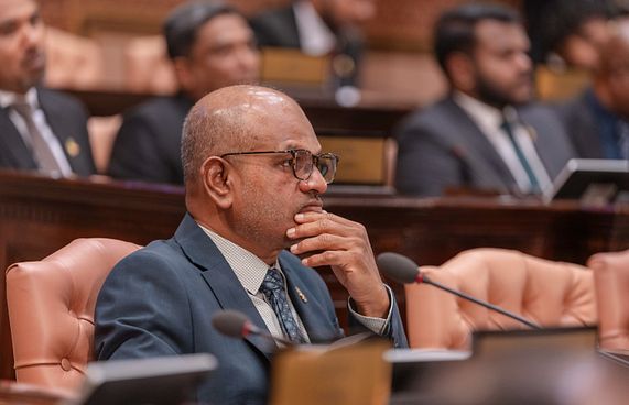 "ހިޔާނާތުގެ 14 މިލިއަން ބޭނުންކުރި މީހުން ހޯދިއްޖެ"