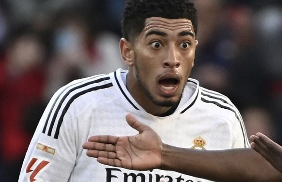 ރެފްރީއަށް ނުބައިކޮށް މާނަކުރެވި ބެލިންހަމަށް ރަތް ކާޑު