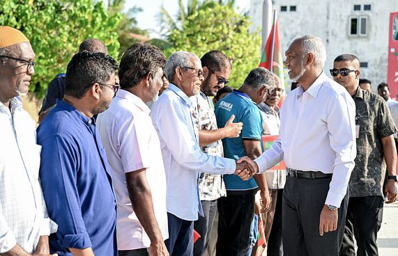 އަމިއްލަ ގޯތީގައި ހައުސިން ޔުނިޓްތައް އަޅައިދެނީ