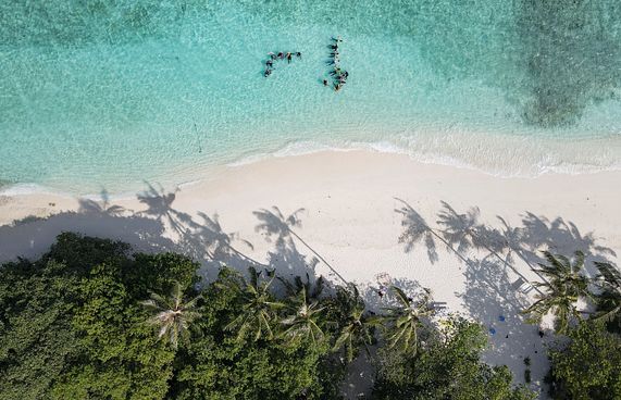 އެލްޑާލީ ކްލަބް: މިއީ ބޭނުންވާ އުފާވެރިކަމާއި އަޅާލުން