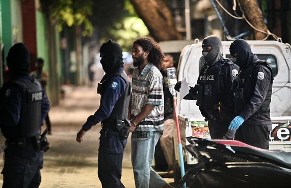 ބައެއް ގެތައް ފާސްކޮށް މީހުން ހައްޔަރުކުރަނީ!