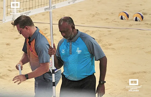 ބީޗް ވޮލީ ފިލިޕީންސް ޓްއާގެ އިސް ޑެލިގޭޓަކަށް ހުސައިން