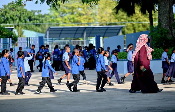 ބަންދުތައް އެއްކޮށްލުމުން އަންނަ އަހަރުގެ ޗުއްޓީއަށް 3 މަސް