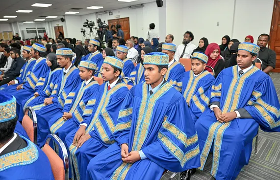 ރާއްޖޭގައި 301 ހާފިޒުން، 1،800 މީހުން ހިތުދަސްކުރަނީ