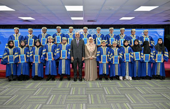 ގުރުއާން މުބާރާތުގެ 1ވަނަ އިނާމަށް ޕީއެޗްޑީ ސްކޮލަޝިޕް