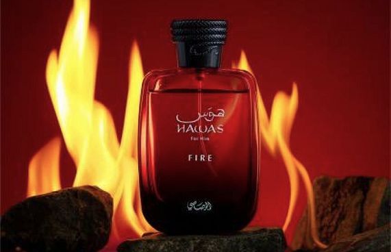 ޕްލާޒާގައި ހަވާސް ފަޔަ، ކްރިމްސަން އަދި ލަޔަން ސެންޓު