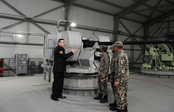 އަސްކަރީ މަނަވަރެއް ތުރުކީން ރާއްޖެއަށް ހަދިޔާކުރަނީ