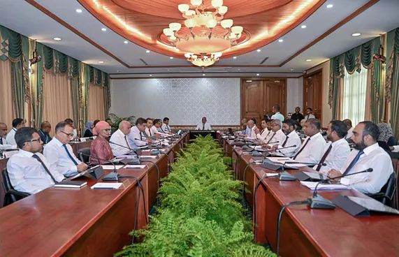 "މިނިސްޓަރުން އިސްތިއުފާ ދިނީ ހެޔޮ ބަދަލަށް ފުރުސަތު ދޭން"