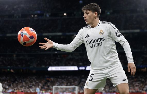 ގުލާގެ ގޯލުން ރެއާލް މެޑްރިޑް އުއްމީދު ދަމަހައްޓައިފި