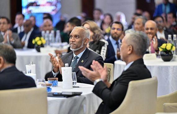 ރާއްޖޭގެ ތަރައްގީގައި ބައިވެރިވާން މެލޭޝިޔާއަށް ދައުވަތު