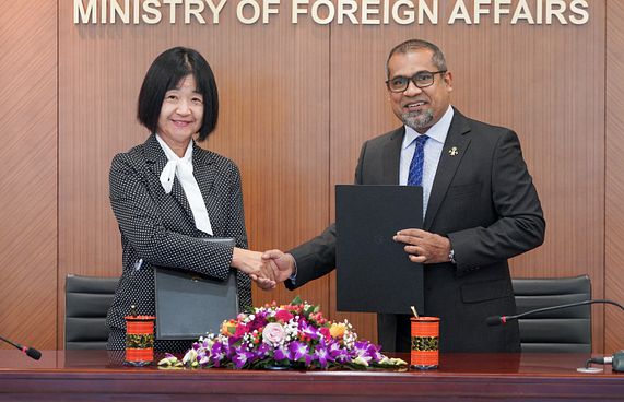 ޖަޕާނުން ރާއްޖޭގެ ކޯސްޓްގާޑަށް ދެ އުޅަނދު ހަދިޔާކުރަނީ