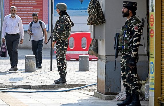 ކަޝްމީރުގައި ހަމަލާދިން އެންމެ މަރާލައިފިން: އިންޑިއާ