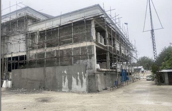 އައްޑޫ ފެނަކައަށް މީހުން ނެގީ އައިޑީކާޑަށް ބަލައިގެން!