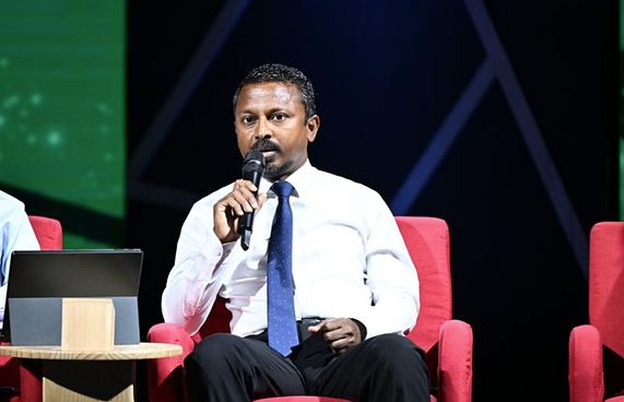 ޖުޑީޝަރީއަށް ނުފޫޒު ފޯރުވަމުންދިޔައީ ސުއޫދު: އުޝާމް