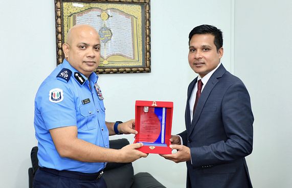 ނަވީން، އައިއެފްސީއޭސީސީ ކޯޑިނޭޓަރާ ބައްދަލުކުރައްވައިފި