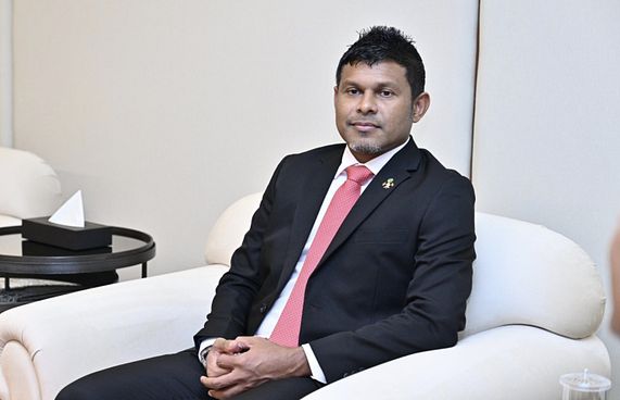 ނައިބު ރައީސް ހަވާއީއަށް ފުރާވަޑައިގެންފި