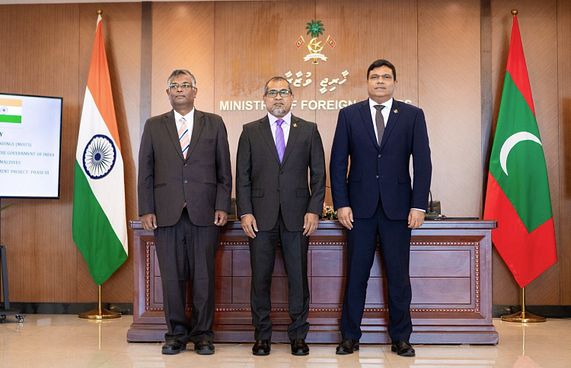 އާރުޓީއެލްއަށް އިންޑިއާއިން 100 މިލިއަން ރުފިޔާގެ ހިލޭ އެހީ