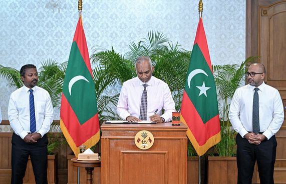 ގޭންގުތައް ނުހުއްޓި އޮތީ ޕޮލިޓިކަލް ވިލް ނެތީމަ:ރައީސް