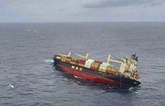 ނުރައްކާތެރި ކާގޯ ހުރި ބޯޓެއް އިންޑިއާ ބޭރަށް ފެތިއްޖެ