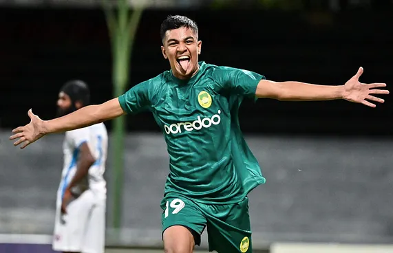 އުމުރު 16؛ ބަދަލު ކުޅުންތެރިއެއްގެ ގޮތުގައި އަރައި އެ ހޯދީ ރަންބޫޓު