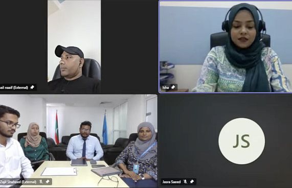 "އައިކޮމް އިން ލިއުން ފޮނުވީ ނިންމުމާ ފުށުއަރާގޮތަށް"