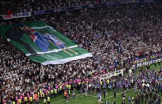 ދަރިފުޅުގެ ހަނދާން އާކުރުމުން އެންރީކޭގެ ޝުކުރު