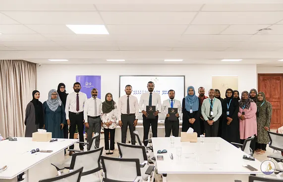 ކުޅުދުއްފުށީ ސްކޫލުތަކަށް ސިޓީ ކައުންސިލުން 100،000ރ.