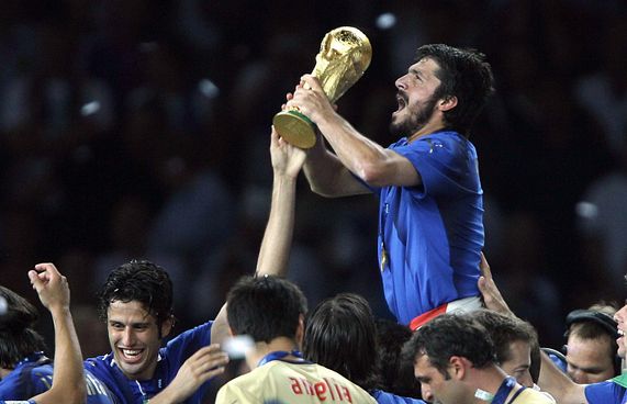 އިޓަލީގެ ކޯޗަކަށް ގަޓޫސޯ ހަމަޖައްސައިފި