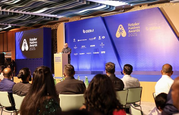 ހޮޓެލިއާ މޯލްޑިވްސް އެވޯޑު 23 މީހަކަށް