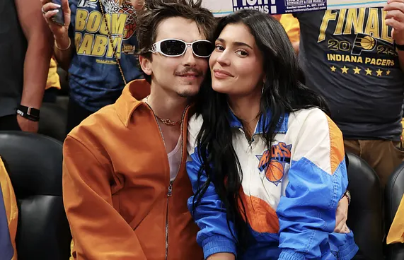 ކައިލީ އިންސްޓަގްރާމުން ޓިމޮތީއަށް ފޮލޯކޮށްފި