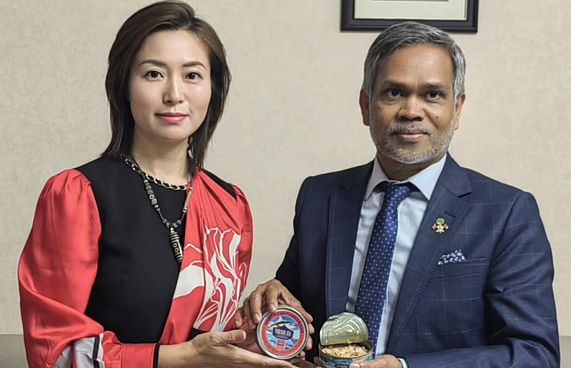 ޗައިނާގައި ރާއްޖޭގެ މަސް ދަޅުގައި ބަންދުކޮށް ވިއްކަނީ