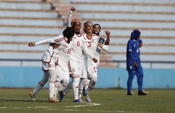 ފަހު މެޗުގައި ރާއްޖެ ބަލިކޮށް ޔޫއޭއީއަށް ބޮޑު މޮޅެއް