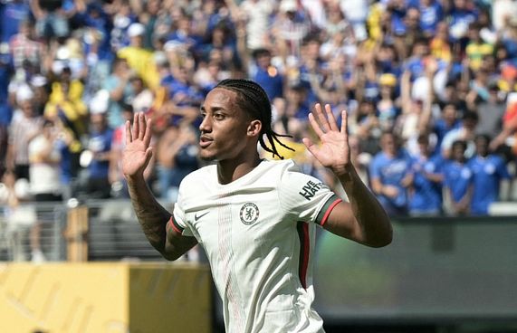 ބްރެޒިލް ފޯވާޑް ޗެލްސީ ފައިނަލަށް ގެންގޮސްދީފި